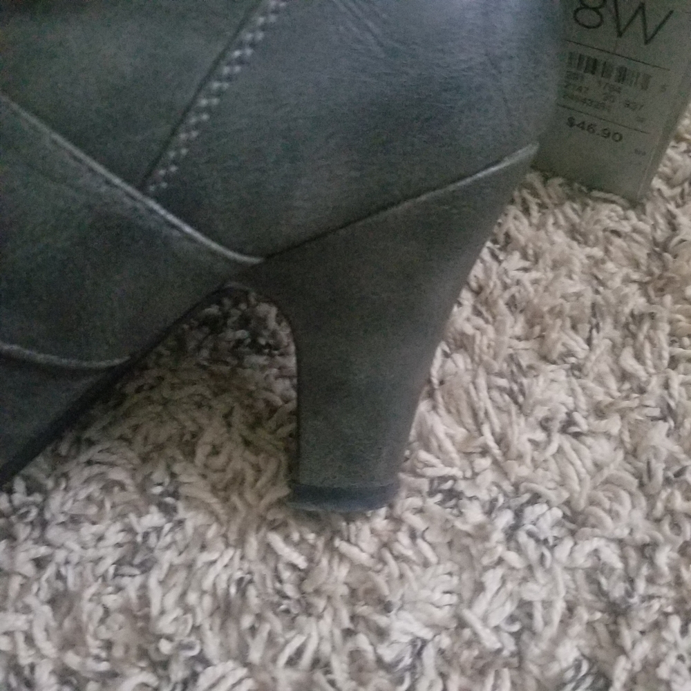 Grey Sloucy Boot - Picture 5 of 8